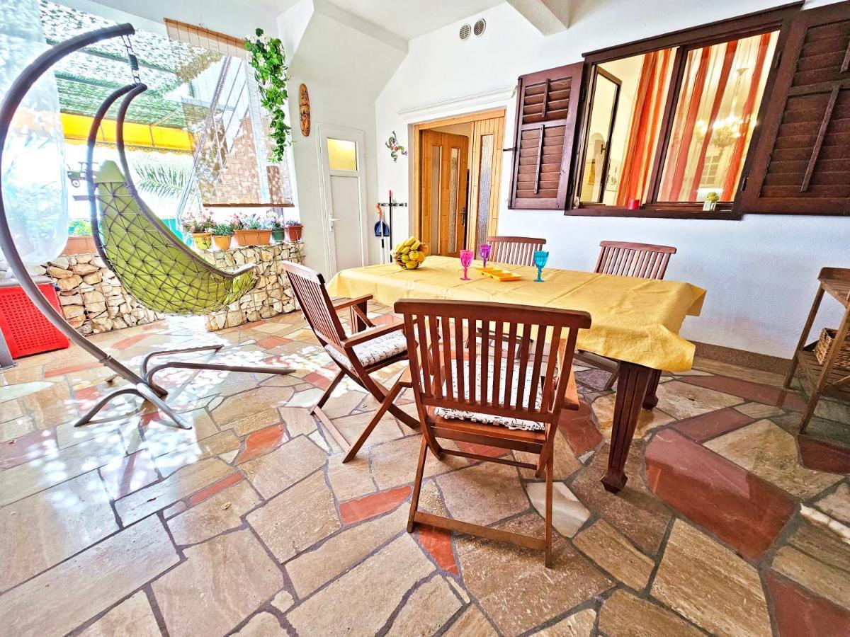 Apartments Tempera By The Beach Split Exteriér fotografie