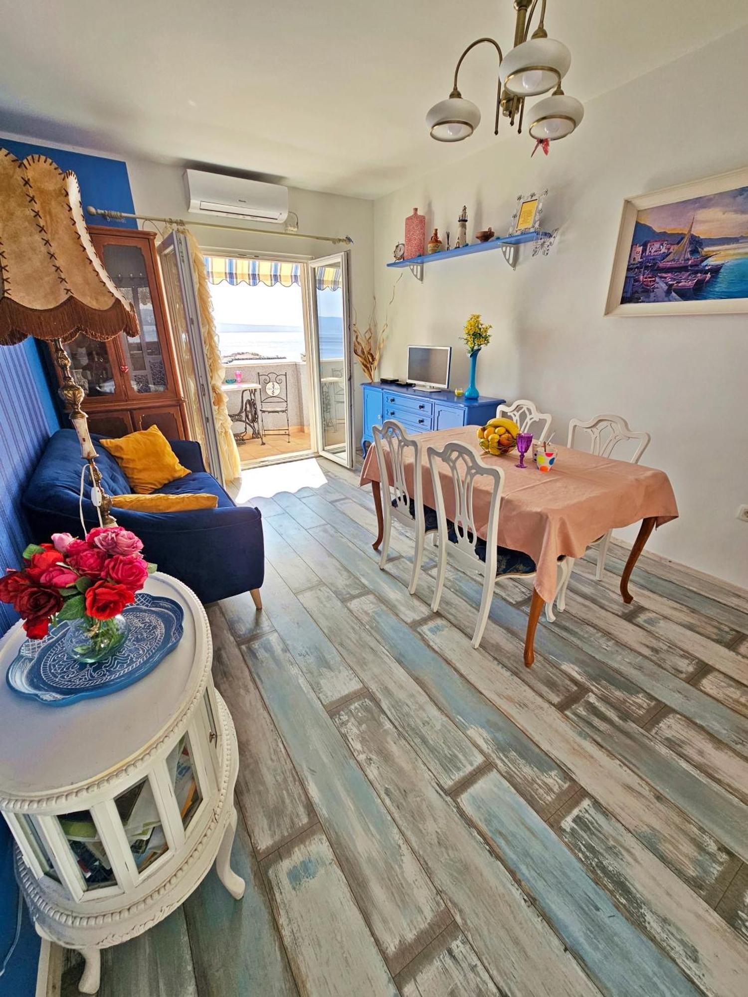 Apartments Tempera By The Beach Split Pokoj fotografie